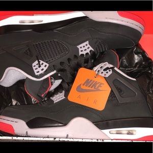 Meet your Posher, Domo